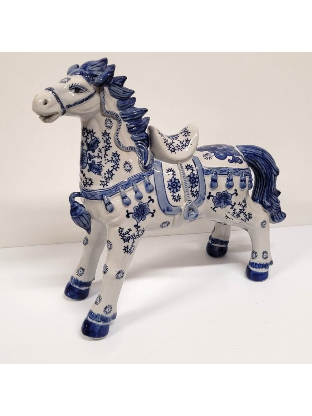 Blue White Ceramic Horse Tang Dynasty Ferghana Horse Figurine Statue 16'' T